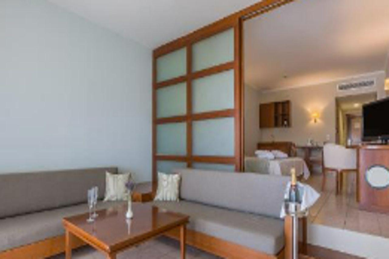Kipriotis Maris Suites Psalidi  Esterno foto