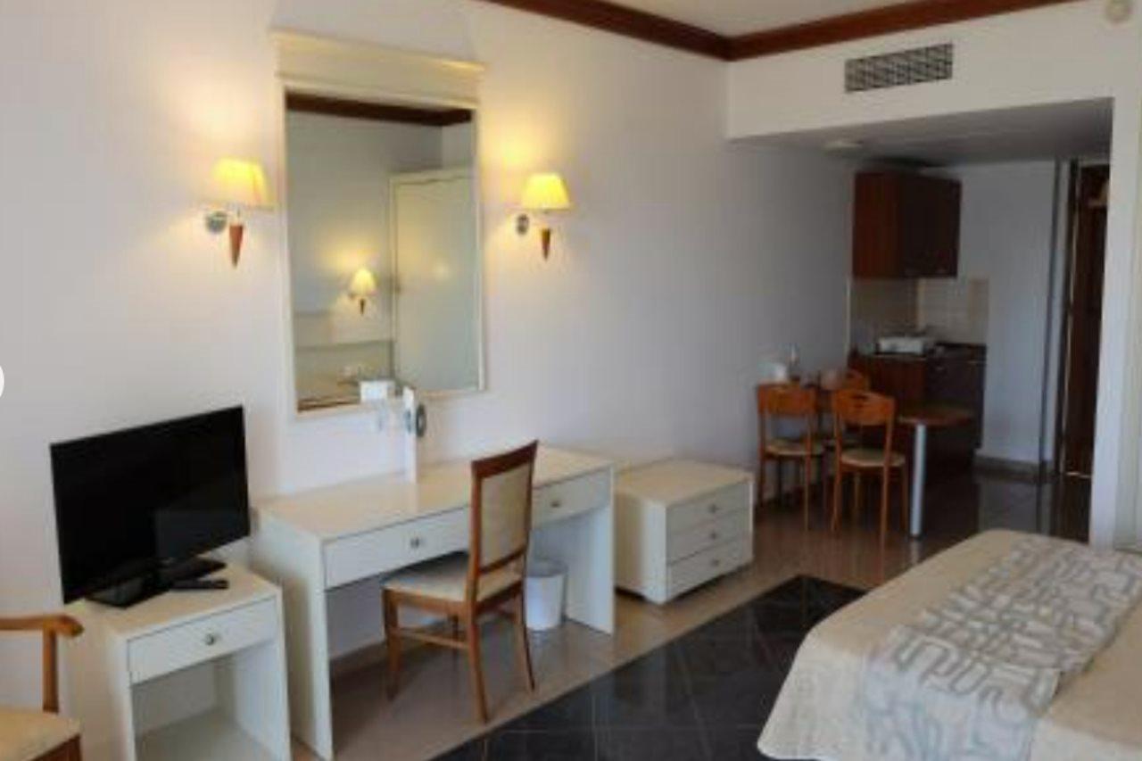Kipriotis Maris Suites Psalidi  Esterno foto