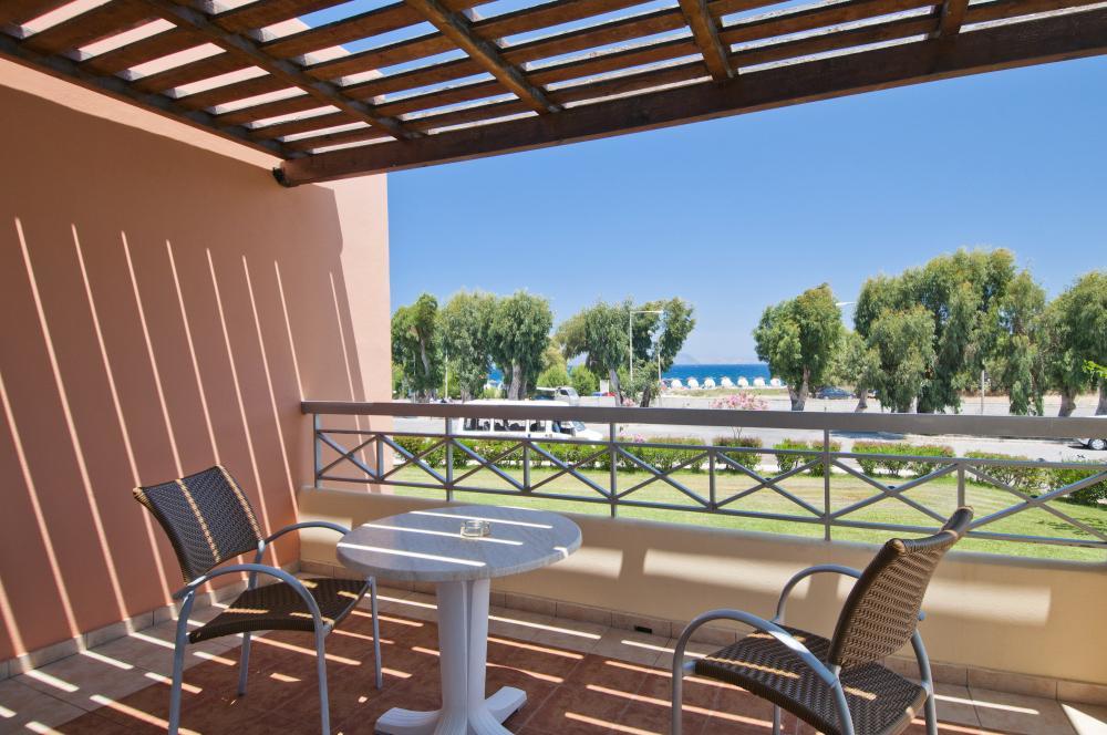 Kipriotis Maris Suites Psalidi  Esterno foto