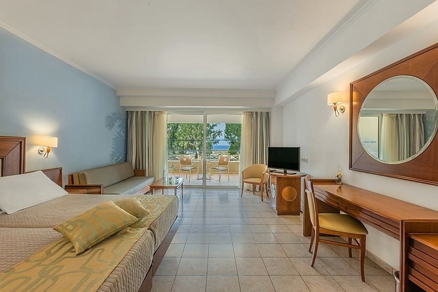 Kipriotis Maris Suites Psalidi  Esterno foto