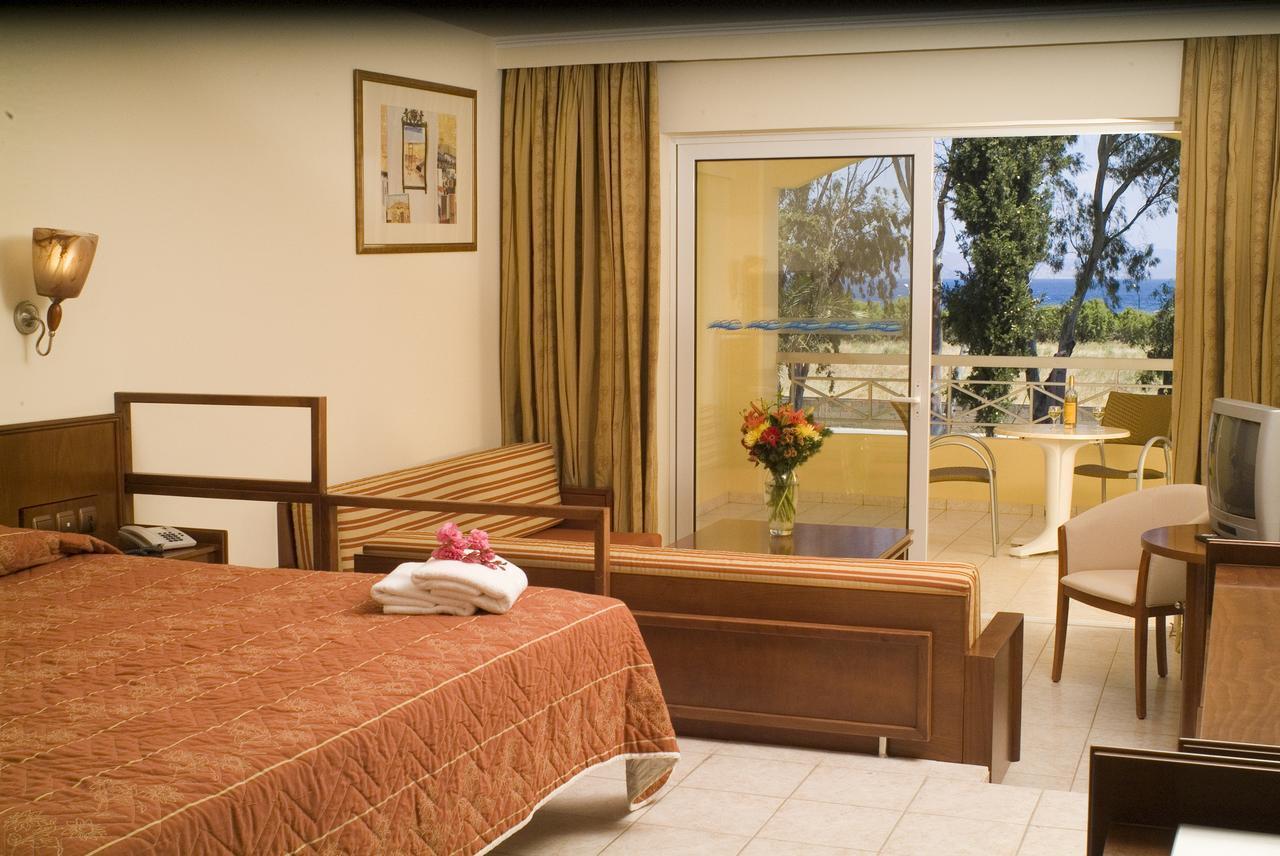 Kipriotis Maris Suites Psalidi  Esterno foto